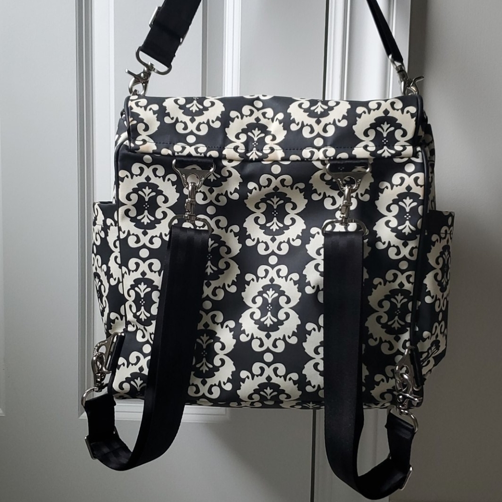 Diaper bag/backpack - Picture 3 of 7